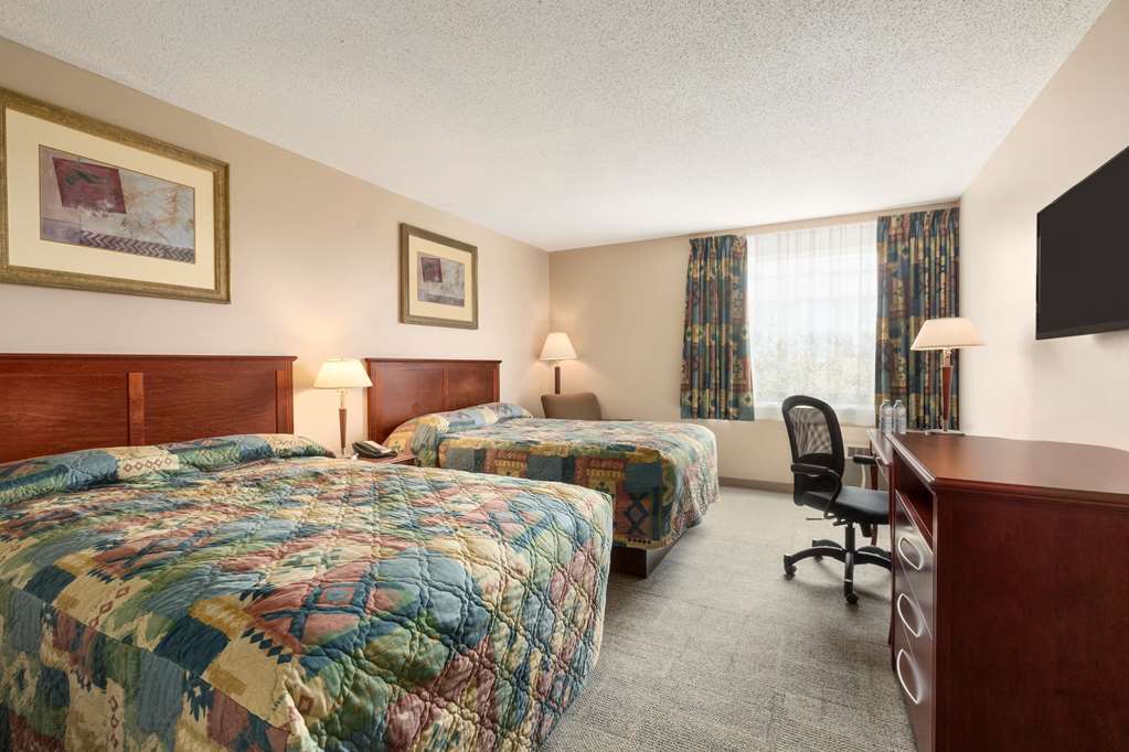 Travelodge Hanna Canada Grey Habitación foto